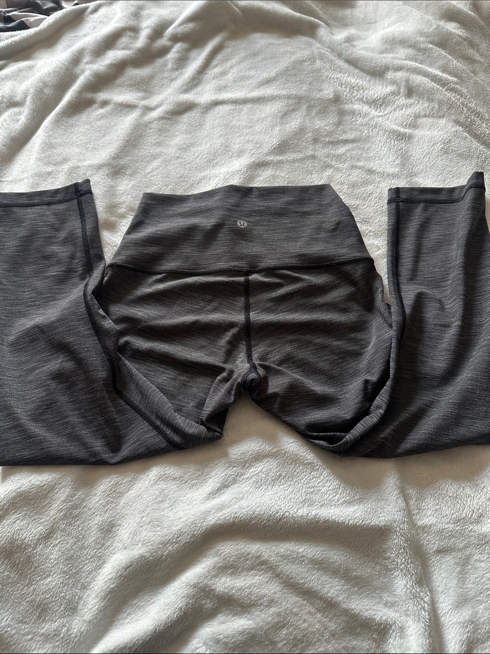 lululemon athletica ' Charcoal Seamless Athletic Leggings